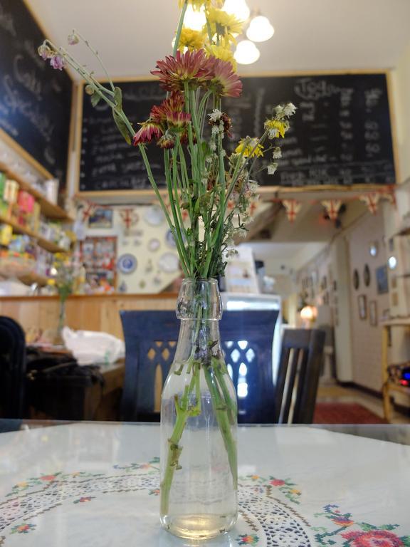 The London Tearoom Chiang Mai Eksteriør bilde